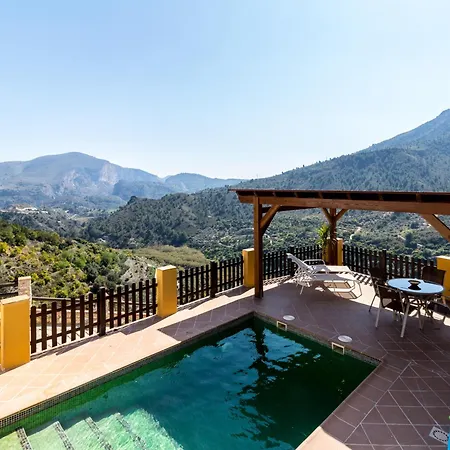 Cortijo Del Aire Farm stay *