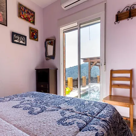 Cortijo Del Aire Farm stay Guajar Alto